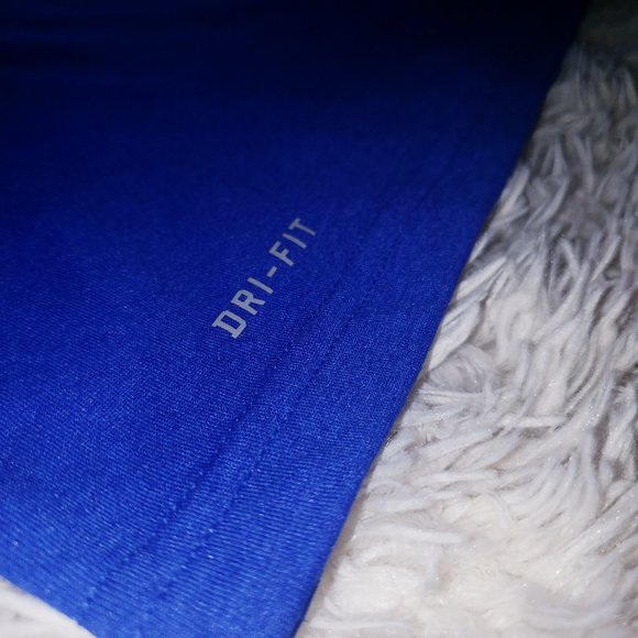 NIKE Dri-FIT X-ray Hands Football Receiver T-Shirt - Picture 5 of 7